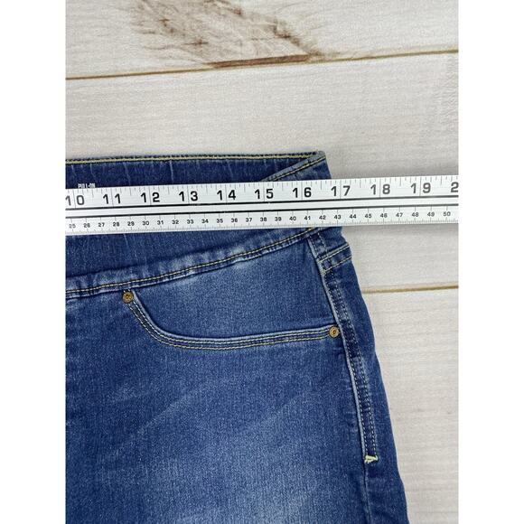 Levis Signature Jeans Womens 16S Shaping Pull On Super Skinny Stretch Blue Denim - Picture 4 of 11